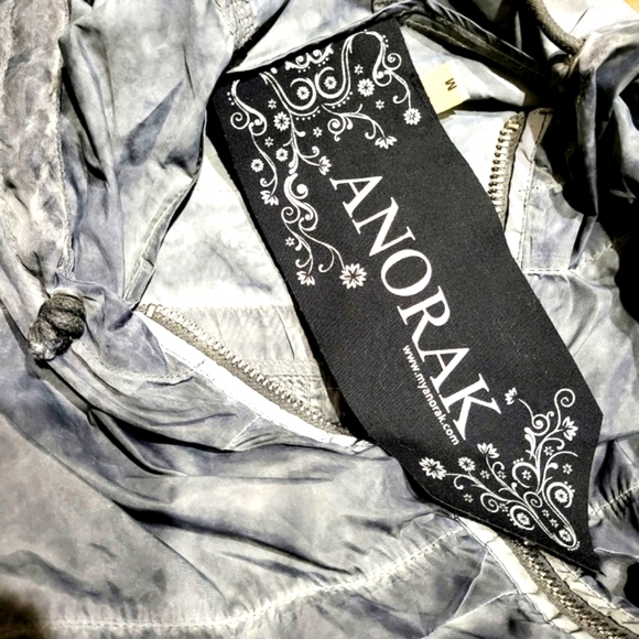 Anorak lightweight gray wash, hooded, zippered jacket with pockets. Sz Med $128 - Picture 9 of 10